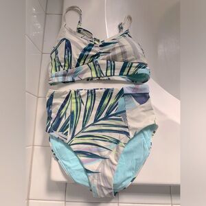 Calia bikini/ was tried on and washed. Top is size small and bottoms are an xs